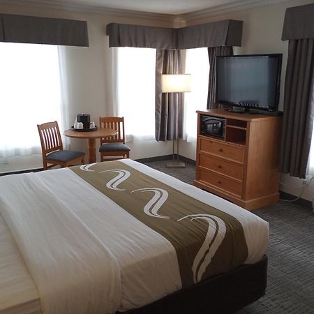 Quality Inn Downtown Inner Harbour Victoria Exteriör bild