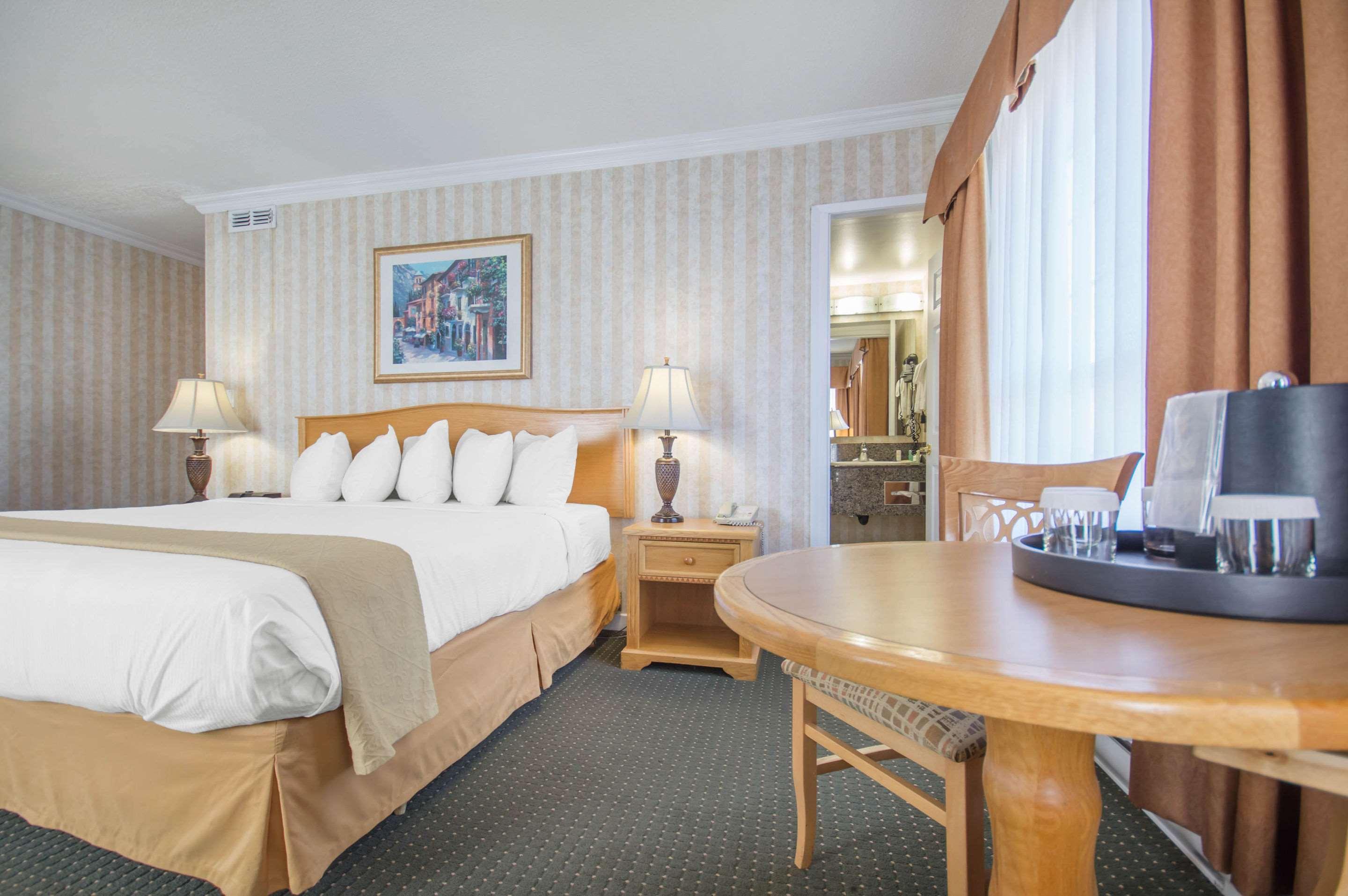 Quality Inn Downtown Inner Harbour Victoria Exteriör bild