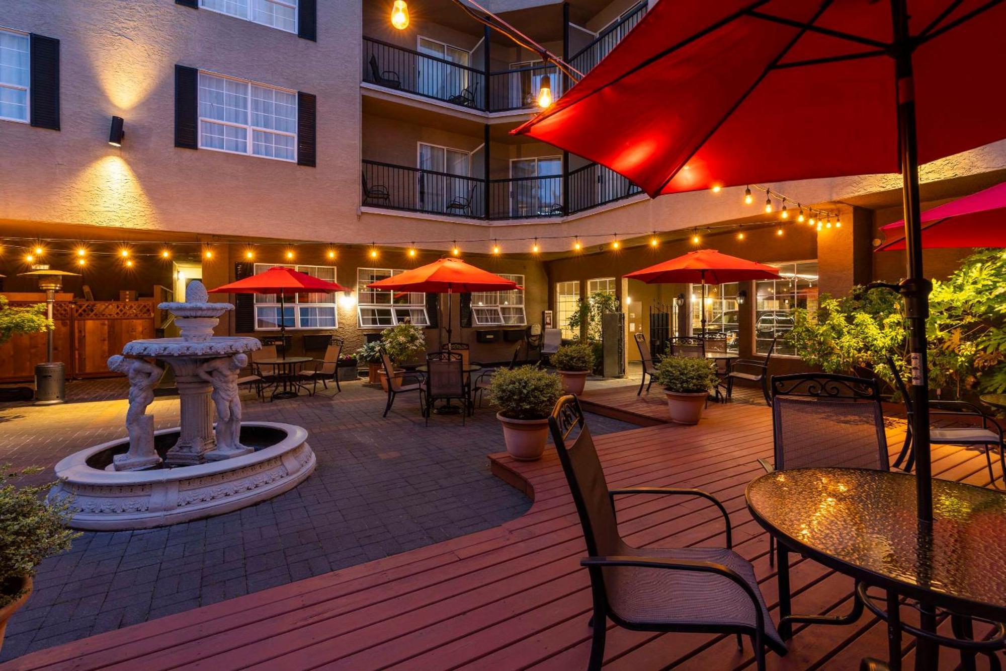 Quality Inn Downtown Inner Harbour Victoria Exteriör bild
